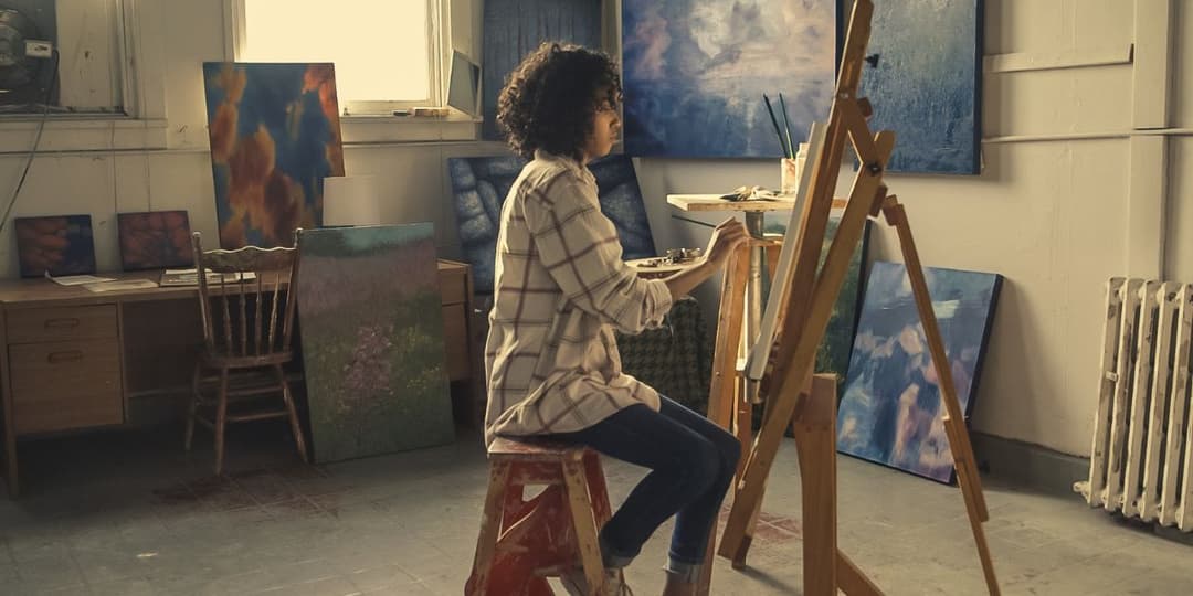 Cover Image for Ultimate Guide for Fine Artists to boost revenue through Digital Prints